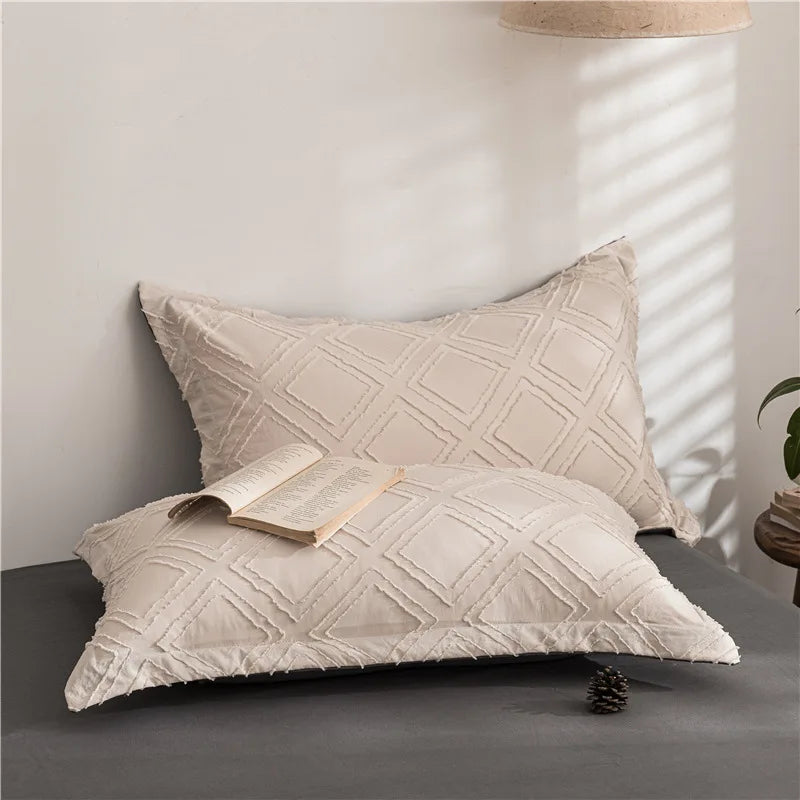 Firm & Solid Color Double-sided Three-dimensional Cut Flower 4pcs Set Bedding Quilts King Queen Size Soft Warm Wavy Grain Comforter Set