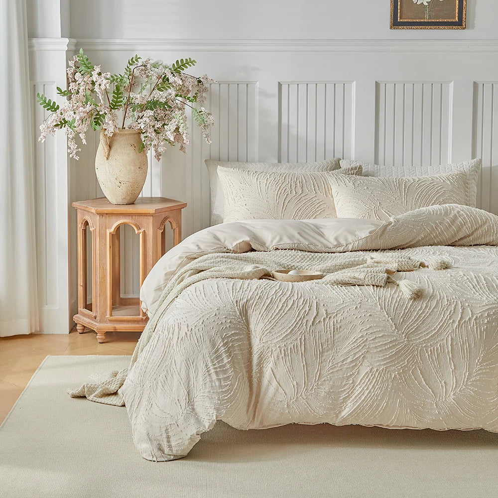 100% Polyester Home Bedding Quilts Cover+ Pillow case  Jacquard Cut Fabric. US EU Drop Shipping Clipping & Carving 3pcs Duvet Cover Set