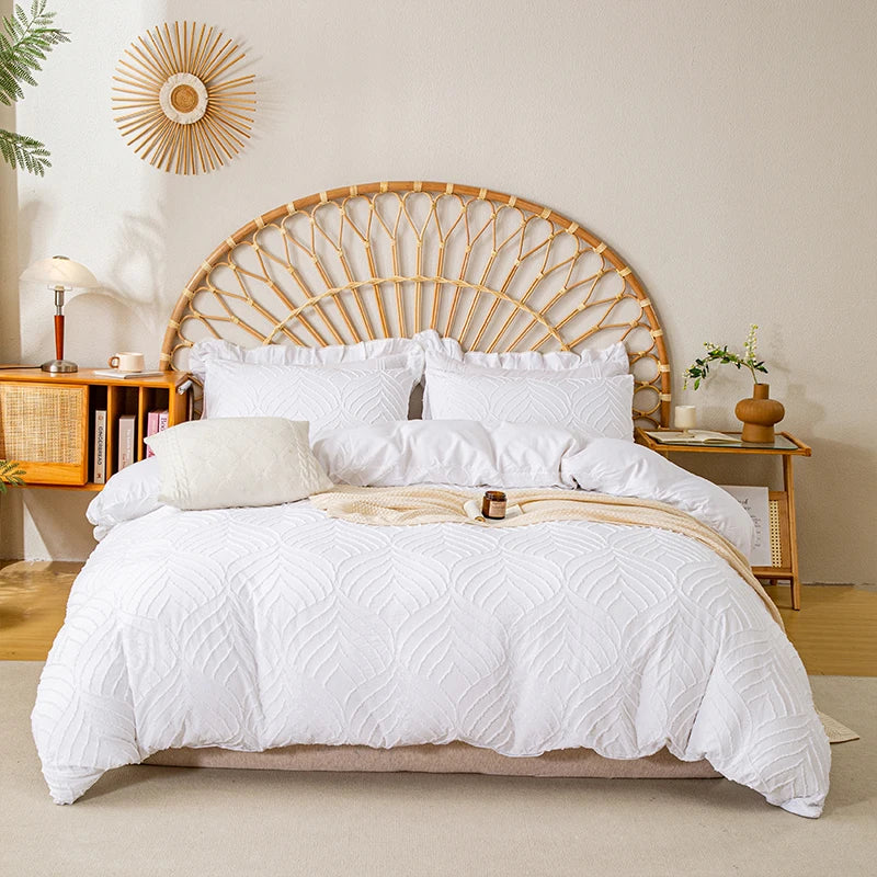 Smooth 3pcs Cutting flower Bedding Set with Zip Closure - Polyester, All-Season Comforter Set (Comforter & Pillow Shams Not Included)