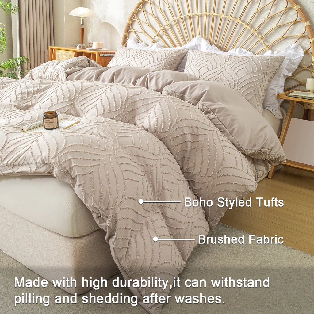 Smooth 3pcs Cutting flower Bedding Set with Zip Closure - Polyester, All-Season Comforter Set (Comforter & Pillow Shams Not Included)