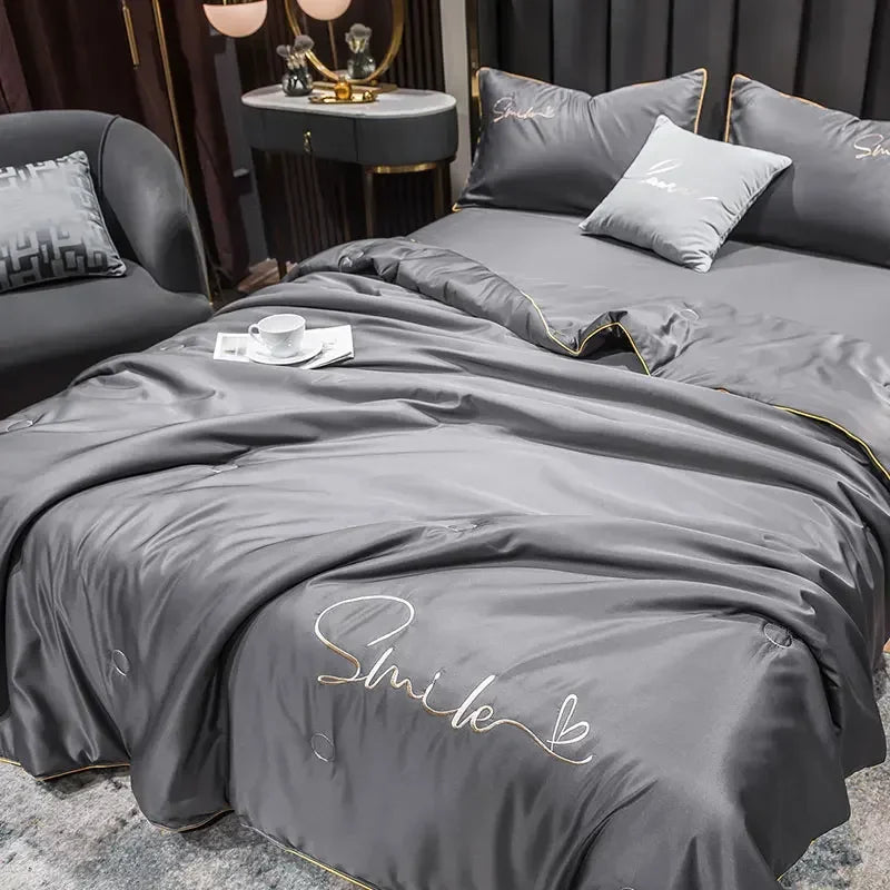 Cool Set 100% Washed Silk Summer Quilt Embroidery Smooth Ice Cooling Comforter for Bed Silky Solid Blanket Soft Cool Summer Blanket